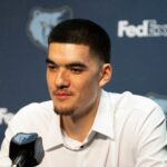 Zach Edey is now the frontrunner for the NBA's Rookie of the Year award.