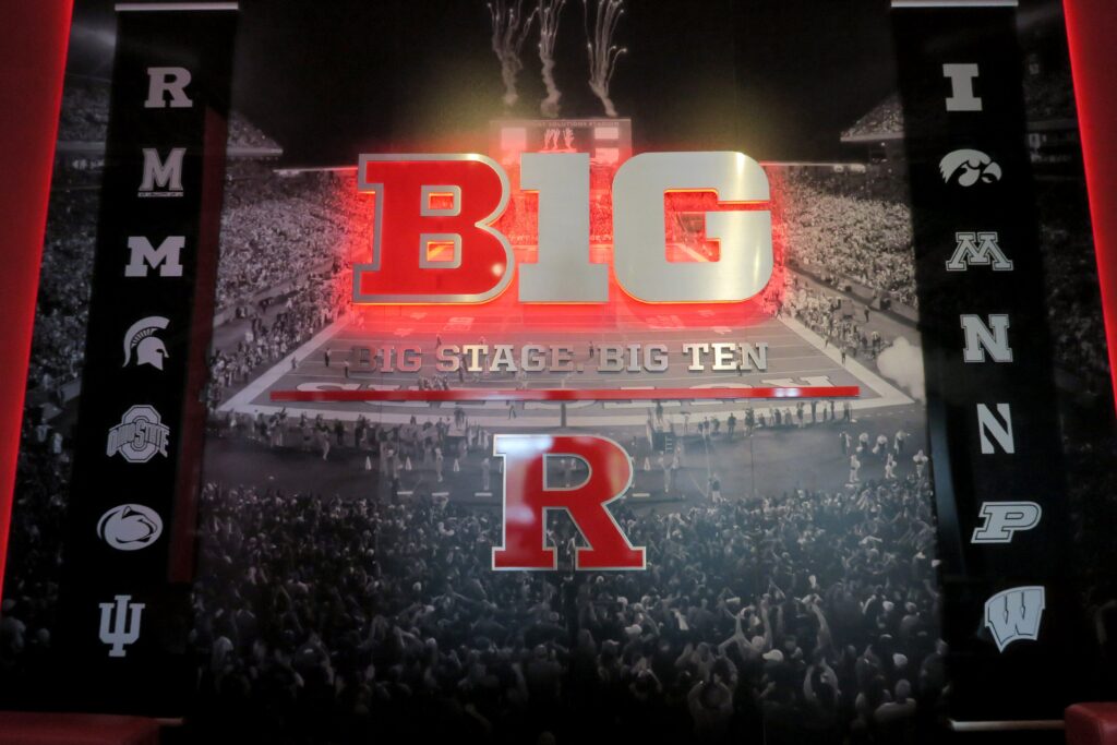 Rutgers football logo.