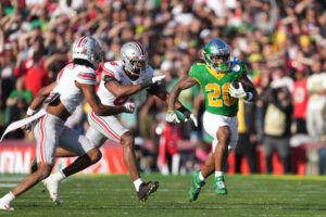 Oregon RB Jordan James runs in Rose Bowl