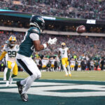 Jahan Dotson catches a touchdown pass.