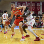 Tomislav Ivisic in action for Illinois.