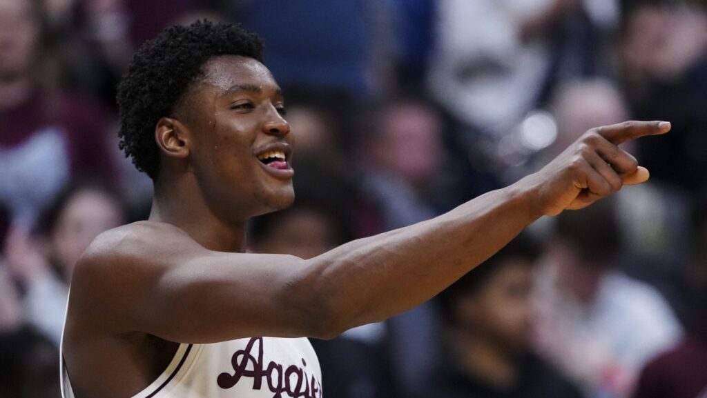 Texas A&M big man Pharrel Payne.