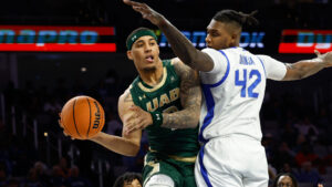 UAB star Yaxel Lendeborg in action.