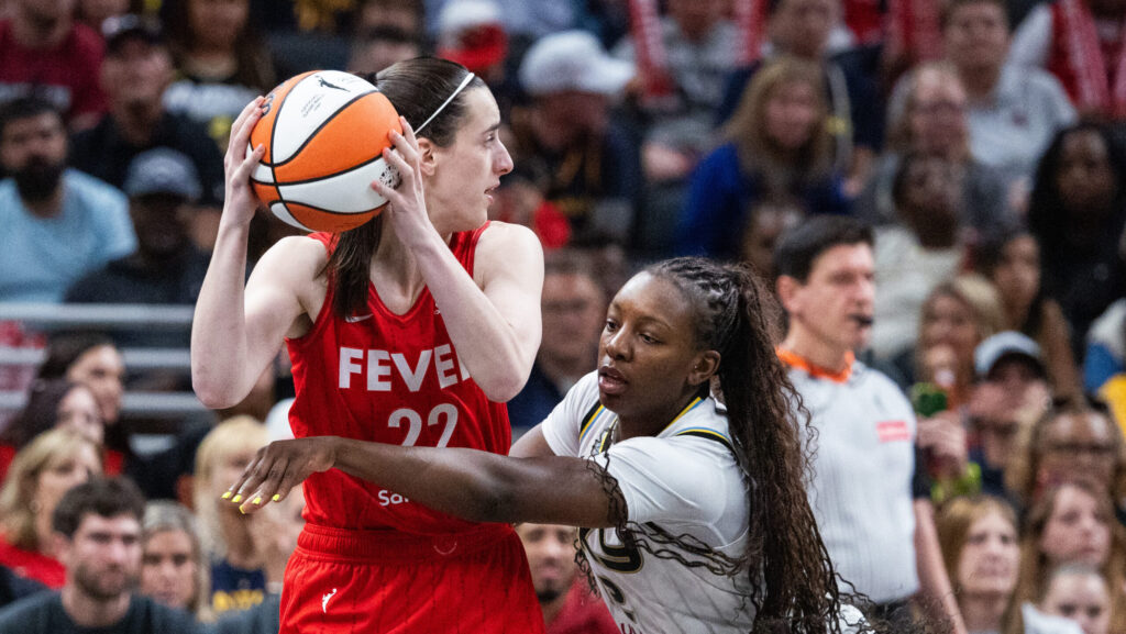 Caitlin Clark in action.