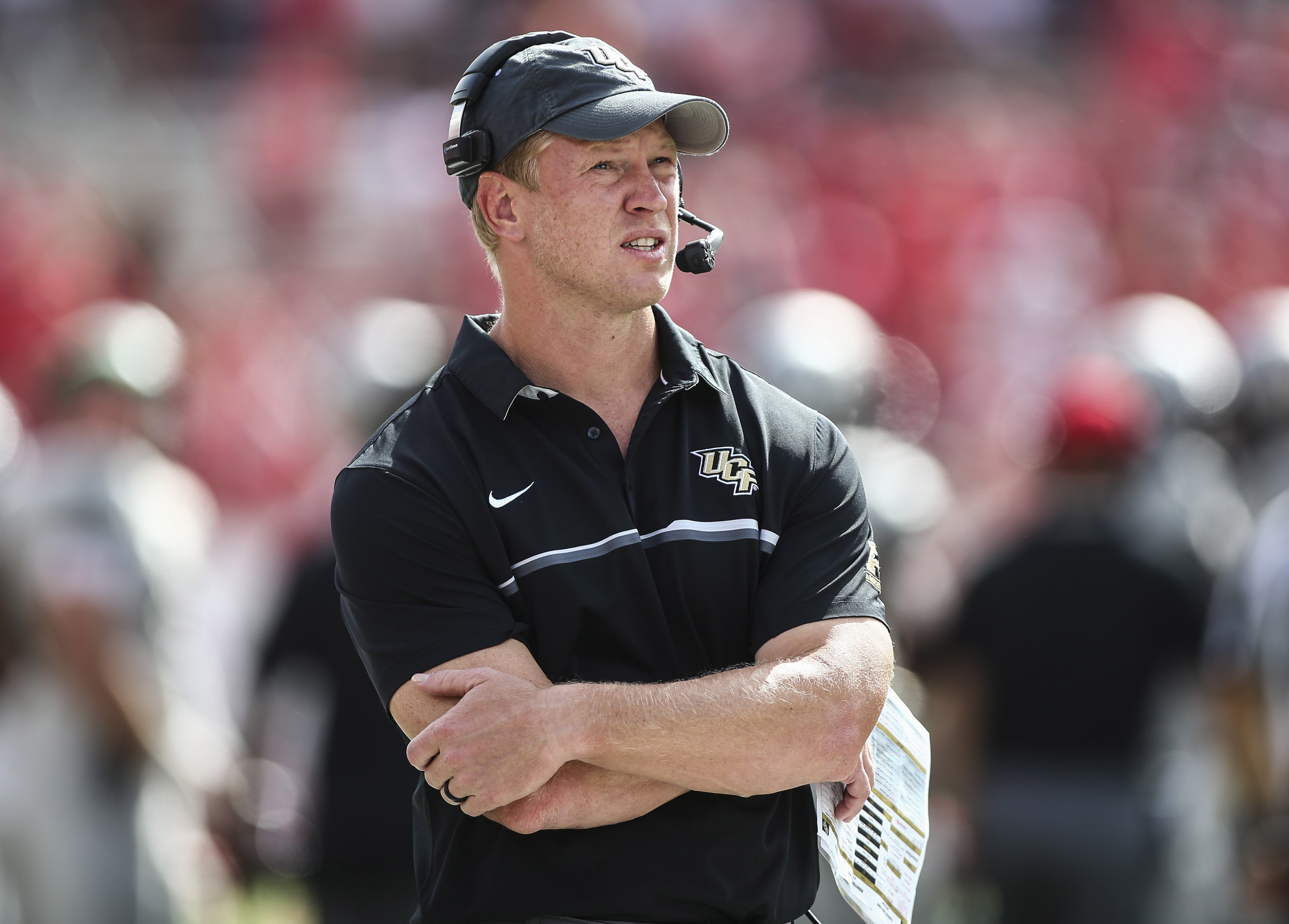 Scott Frost blasts coaches who leave assistants behind for new job