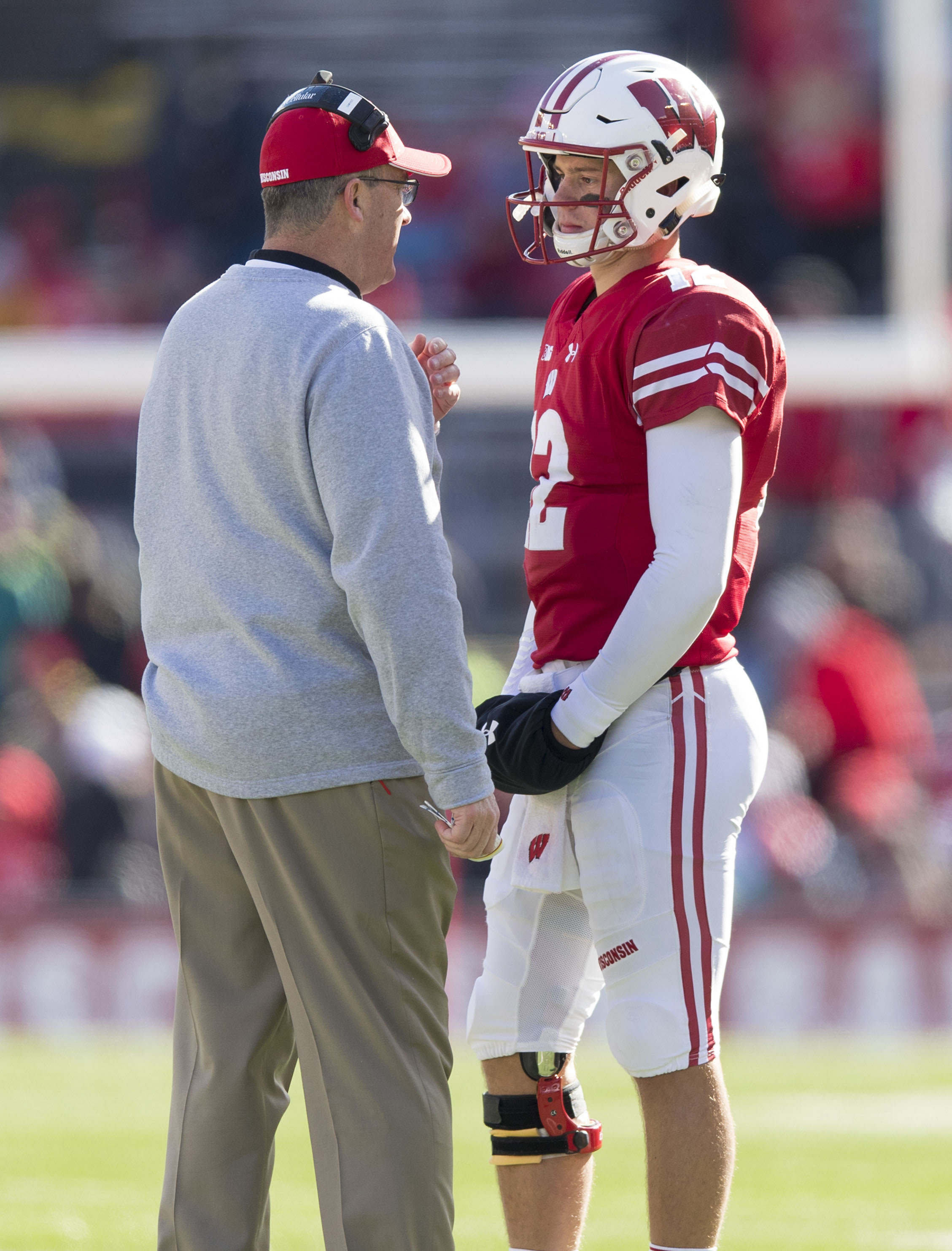Wisconsin QB Alex Hornibrook in concussion protocol ahead of game vs