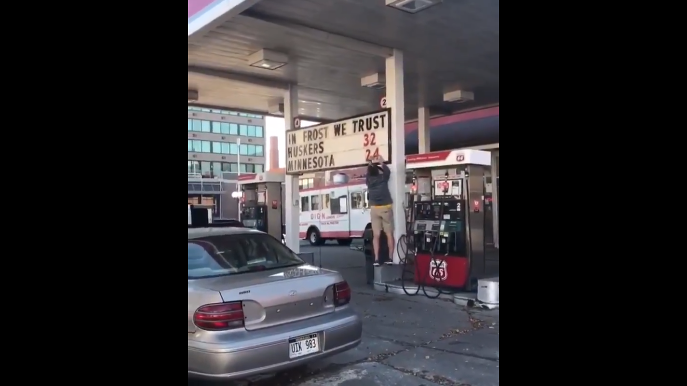 WATCH Minnesota prankster makes small change to gas station's Scott
