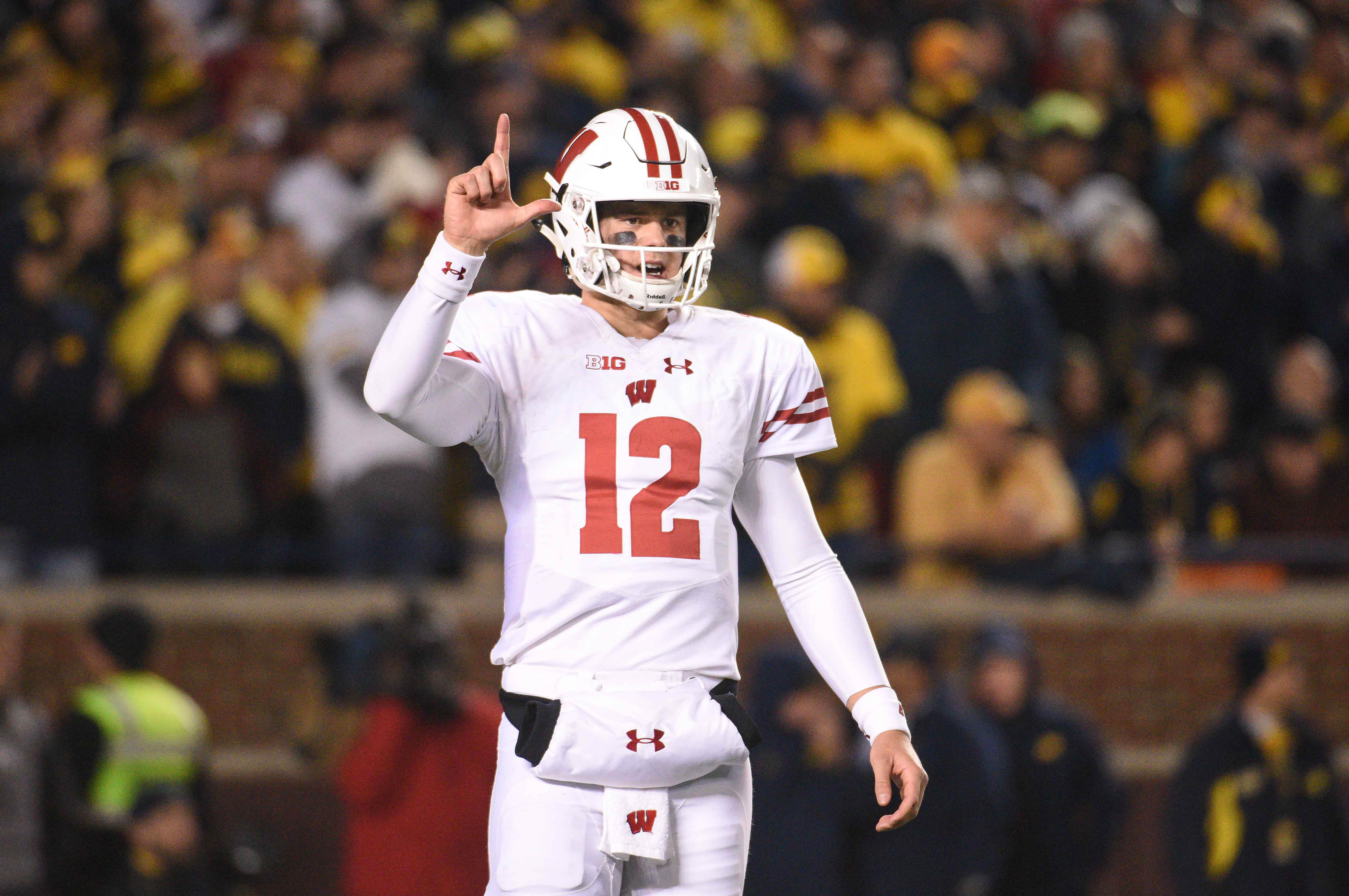 Breaking Wisconsin QB Alex Hornibrook will not play vs. Northwestern