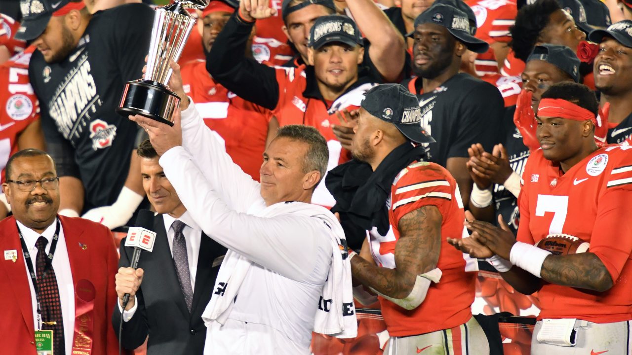 Here's what each bowl is giving its players as swag gifts this postseason