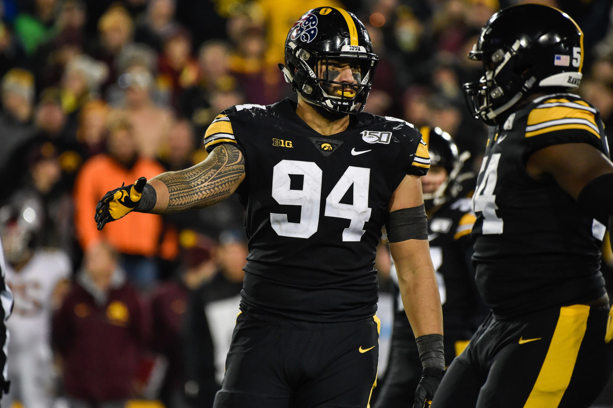 A.J. Epenesa signs rookie deal with Buffalo Bills