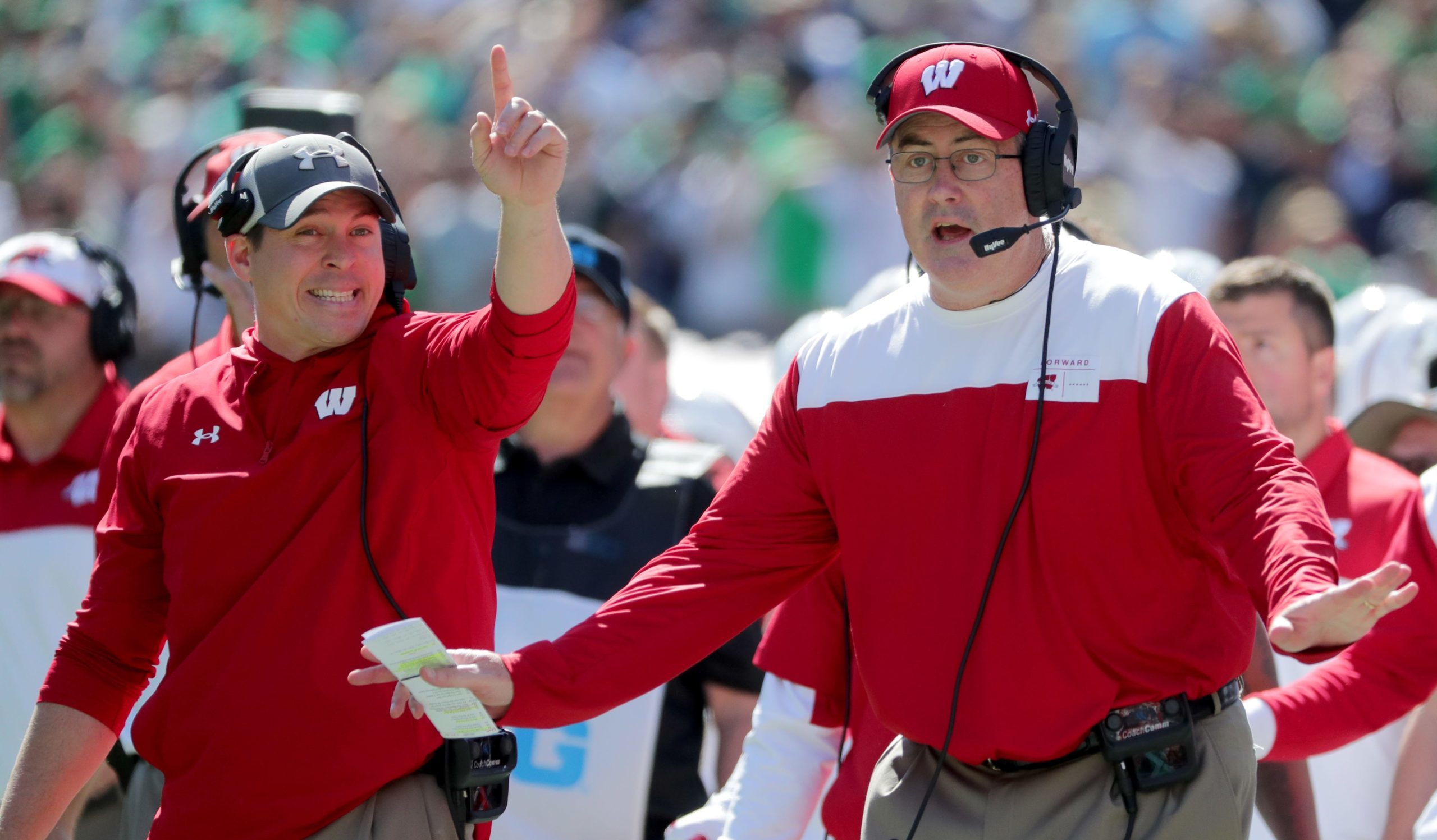 Wisconsin DC Jim Leonhard addresses Badgers' offensive struggles, how