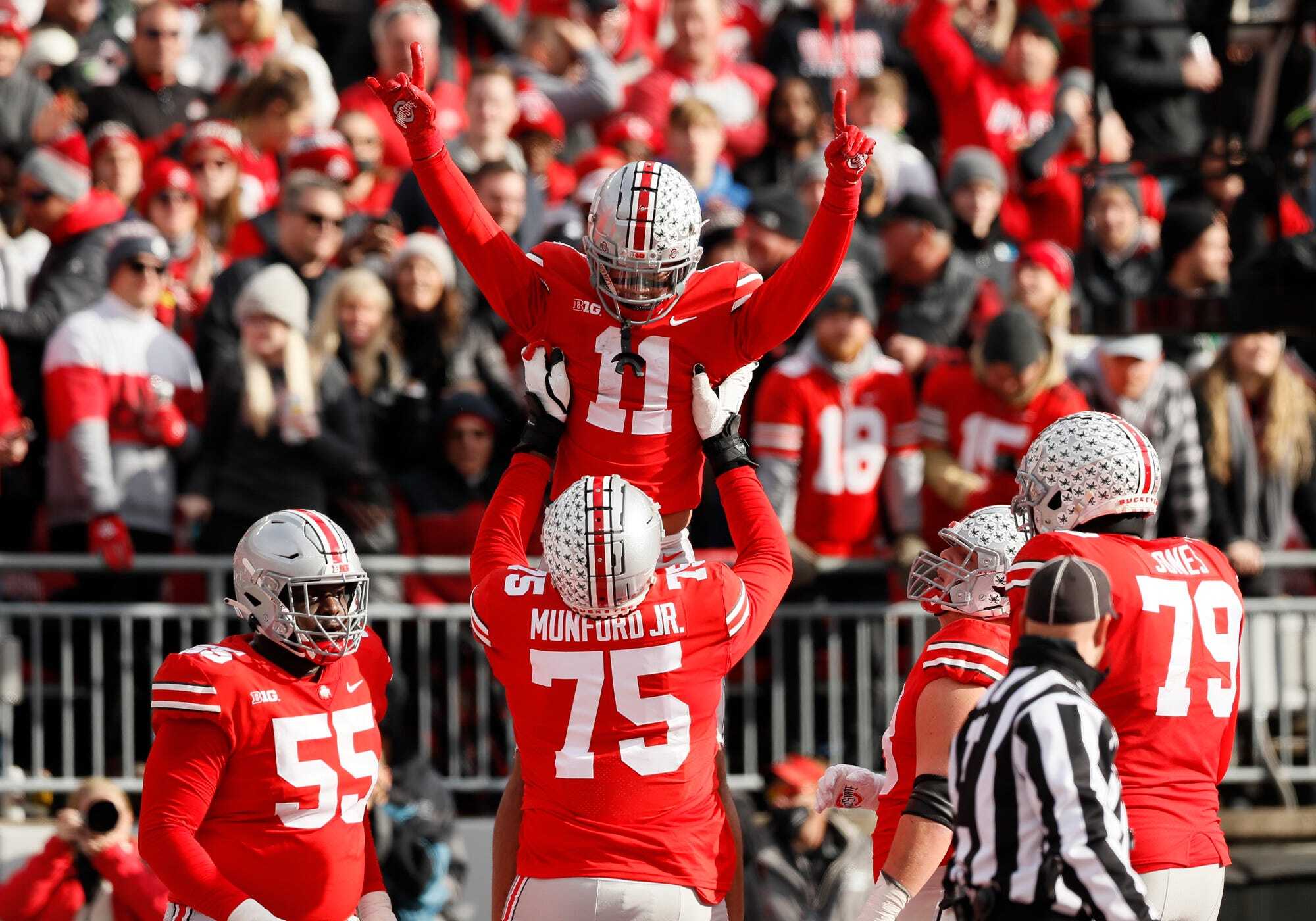 4 B1G offensive lines named as Joe Moore Award semifinalists
