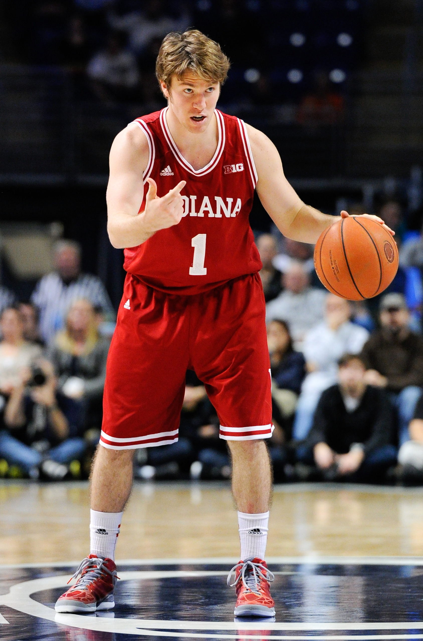 Hire of former Hoosier Jordan Hulls a savvy rebound by Mike Woodson