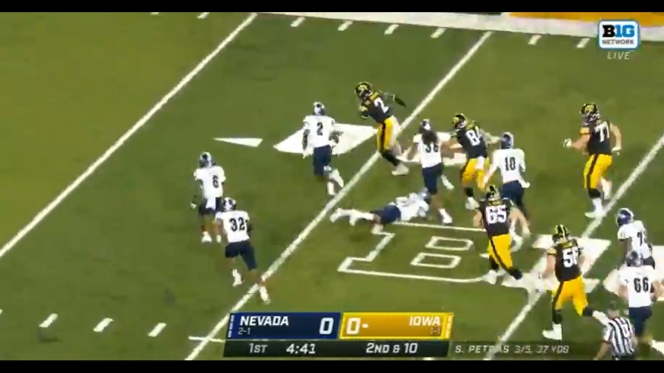 Kaleb Johnson explodes for first career TD on Iowa's longest play of 2022