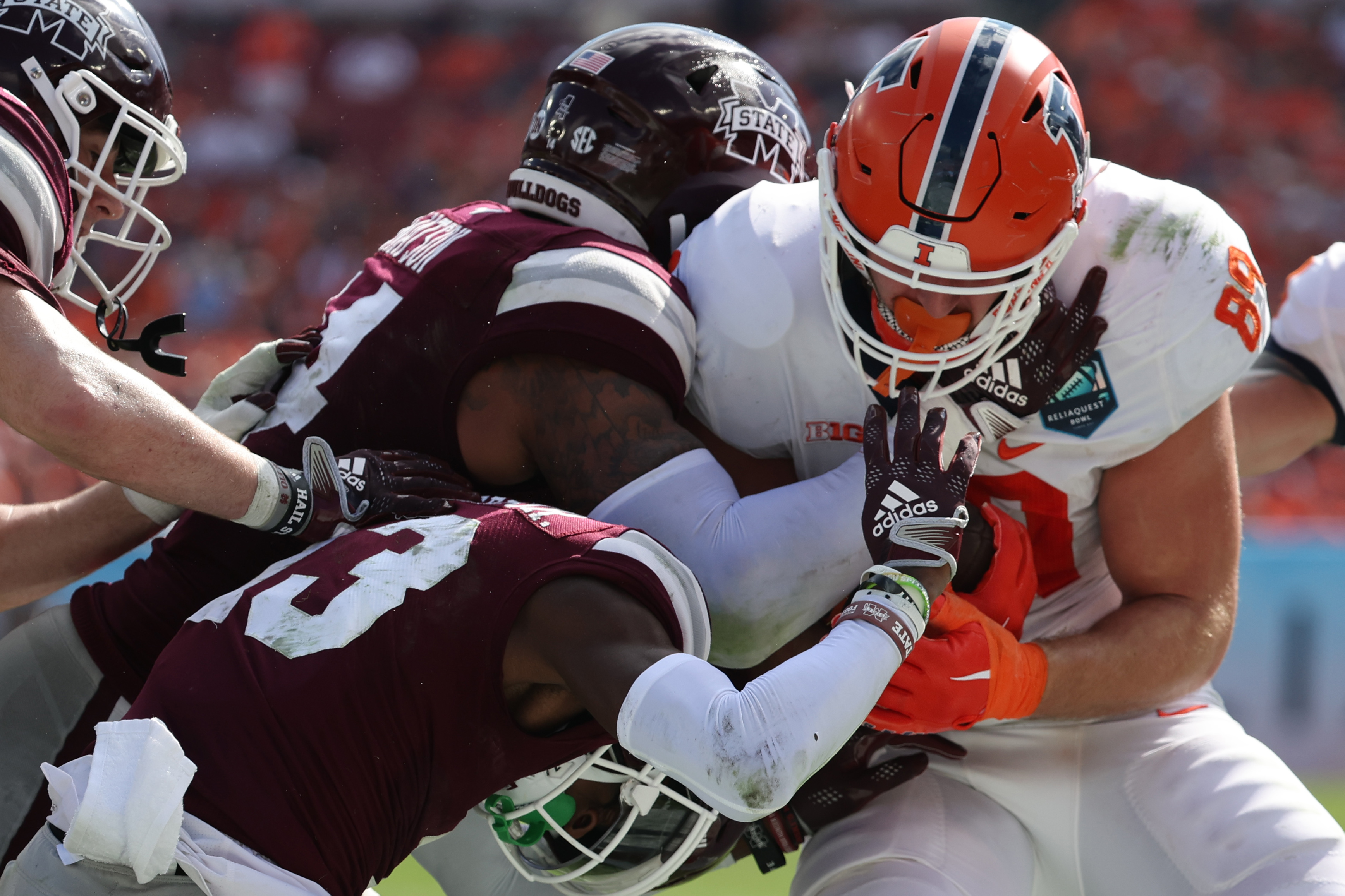 Rapid Reaction Illinois loses to Mississippi State in ReliaQuest Bowl on gamewinning drive by