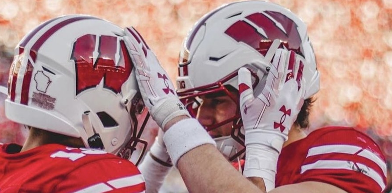 ExWisconsin WR announces transfer commitment, reuniting with former